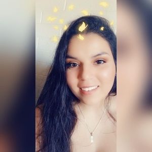 Meet your Posher, Stella